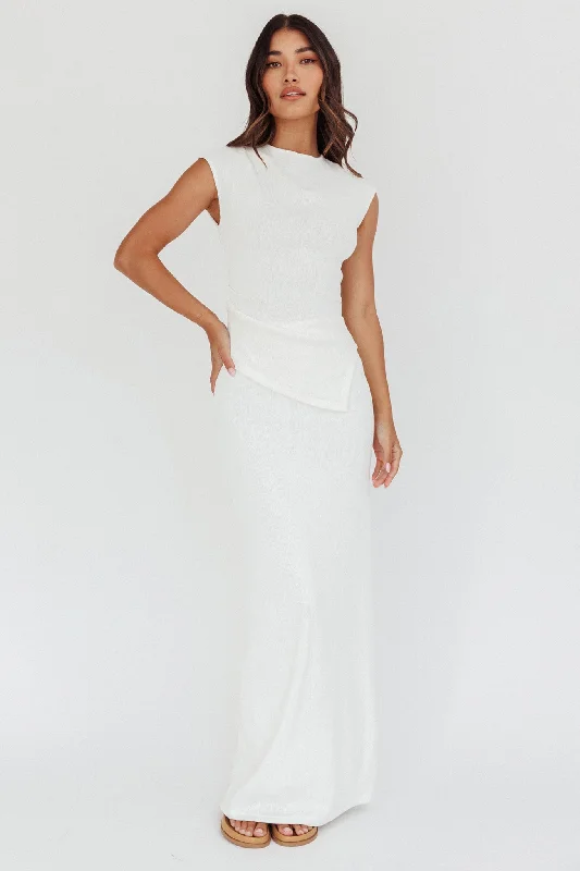 Women's Fashionable Attire For Work Calculated Ribbed Knit Maxi Skirt White